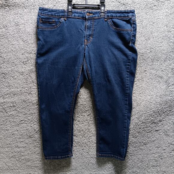 Mossimo Denim - Mossimo Women’s Skinny Capri Jeans Size XL Stretch Denim